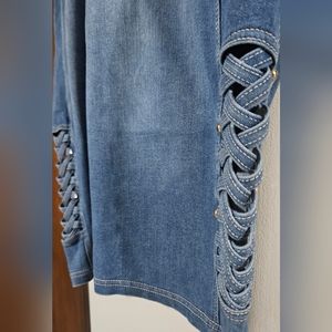 Size 10 Jean Capris Like New Condition Denim